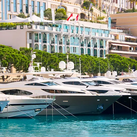 Port Palace 4*