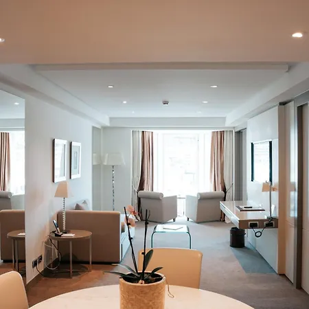 Hotell Port Palace 4*