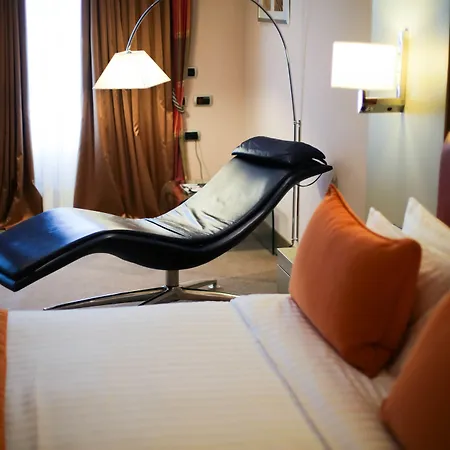 Port Palace Otel 4*