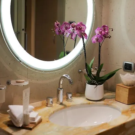 Port Palace Otel 4*