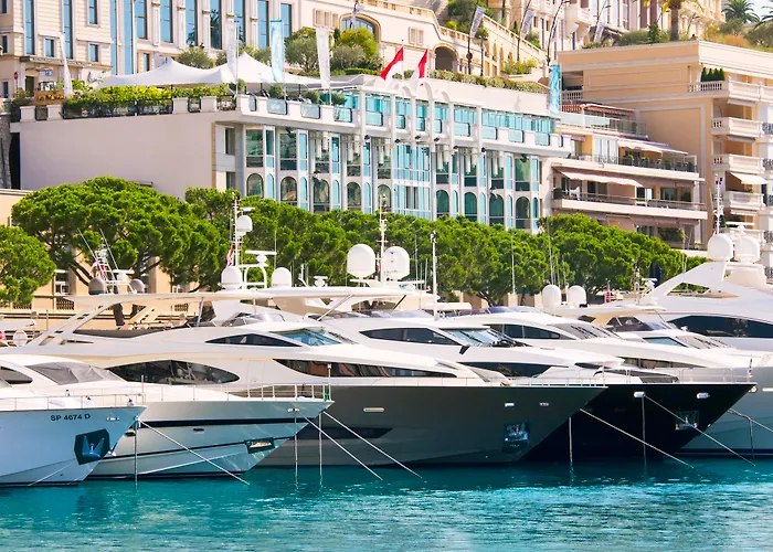 Port Palace 4*