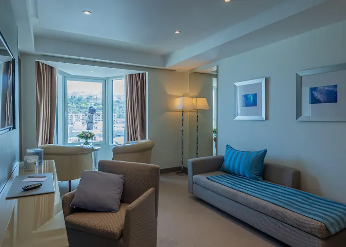 Port Palace Otel 4*
