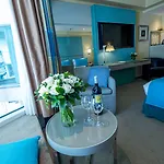 Port Palace 4*