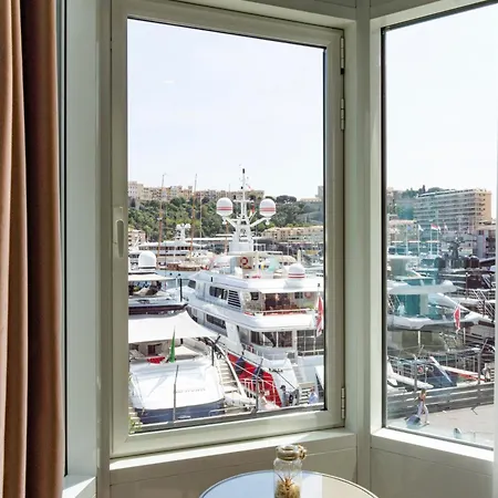 Port Palace Hotel 4*