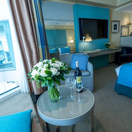 Port Palace 4*